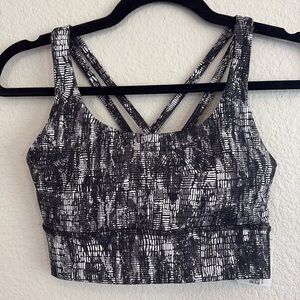 Lululemon Energy Bra Long Line Black & White – Size 6 (NWT)